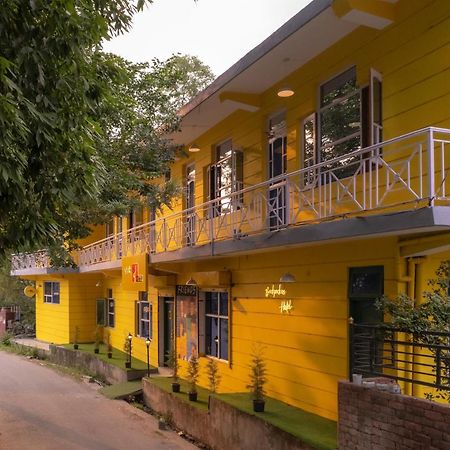 Whoopers Hostel Bir Exterior photo