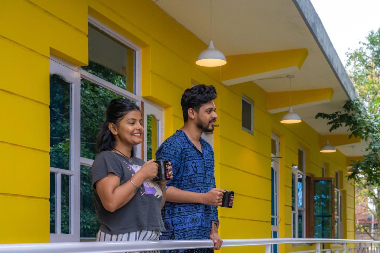 Whoopers Hostel Bir Exterior photo
